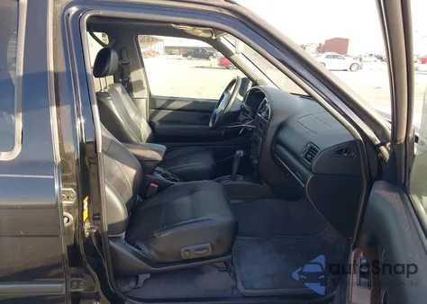 2002 Nissan Pathfinder Le from USA, damaged, VIN JN8DR09Y52W737313